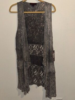 NWT Rock & Roll Cowgirl M Grey Acid Wash Lace Duster Vest Boho Western